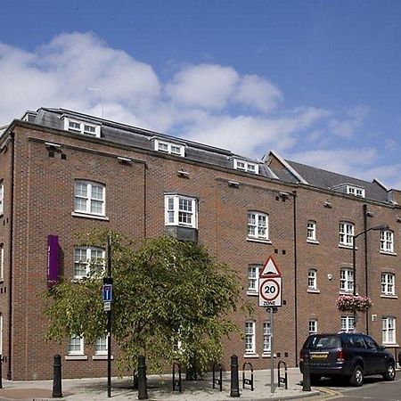 Premier Inn London Southwark Exterior photo