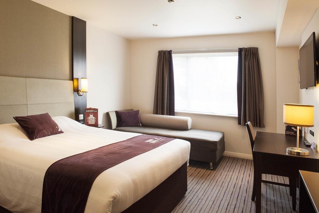 Premier Inn London Southwark Room photo
