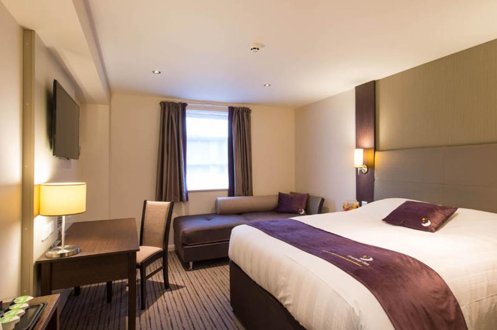 Premier Inn London Southwark Room photo